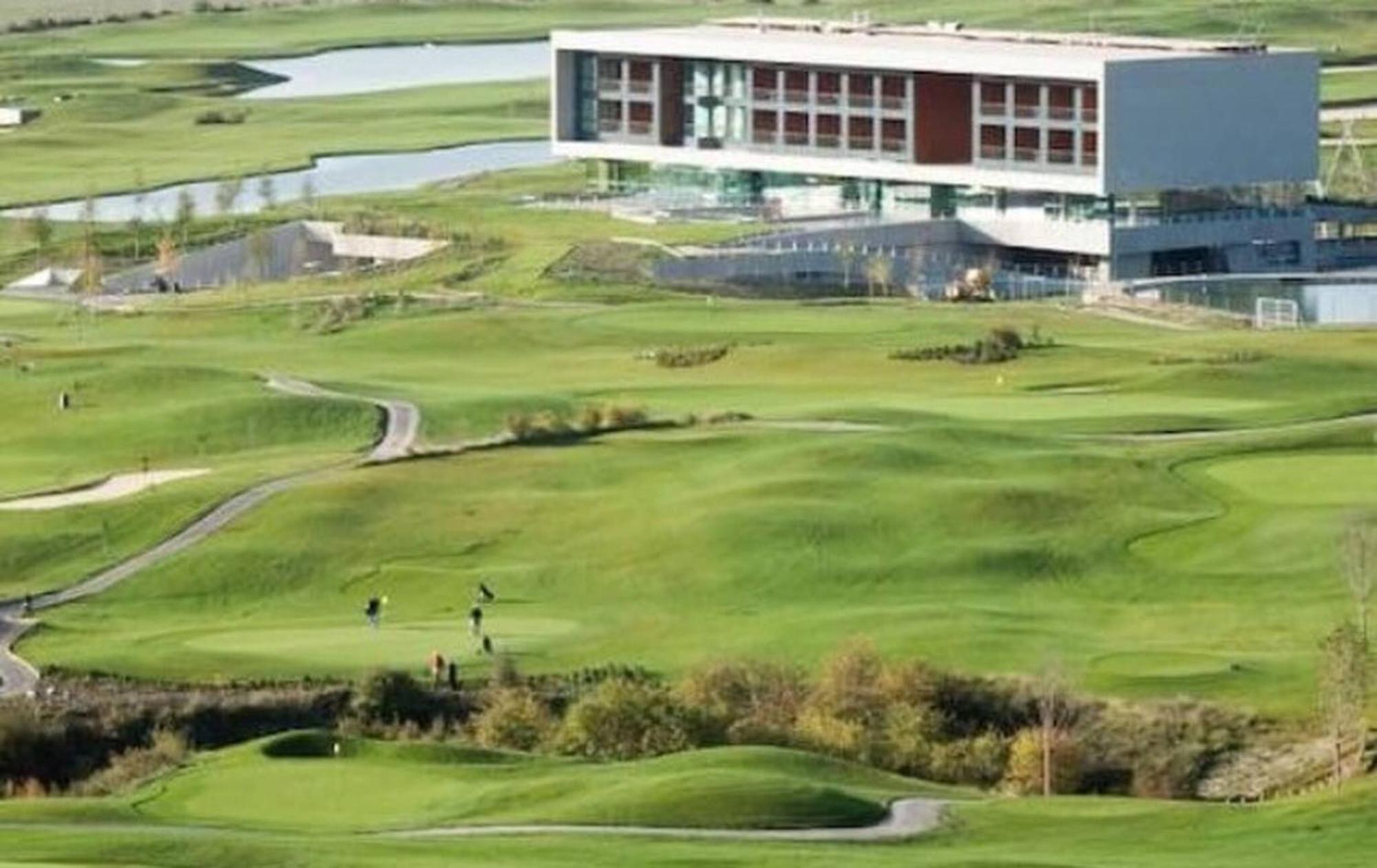 Coqueto Apto Con Vistas En Las Margas Golf N001 Sabinanigo Exterior photo